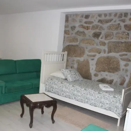 Casa Pombas 게스트하우스