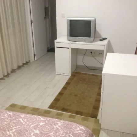 Casa Pombas Guest house *