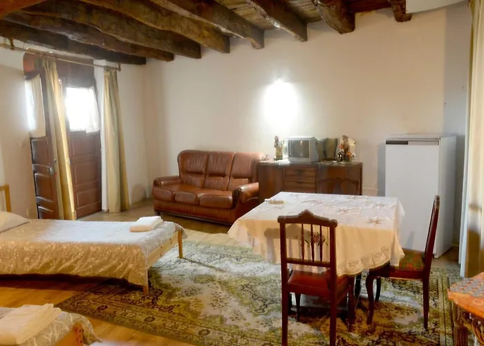 Casa Pombas Guest house *