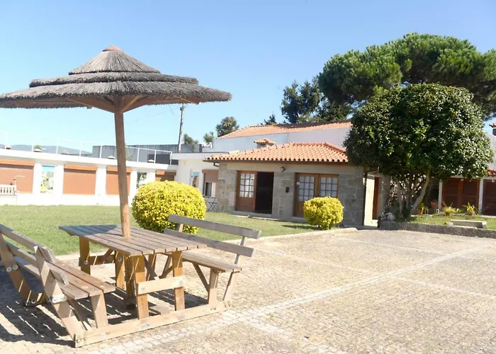 Vendégház Casa Pombas *