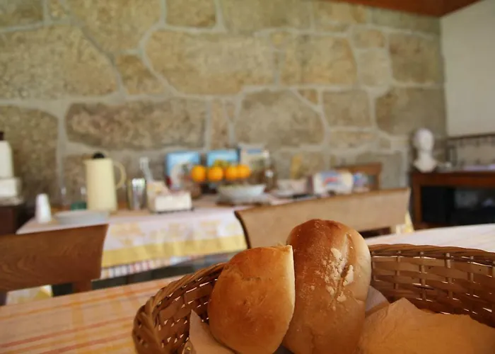 Casa Pombas Guest house Barcelos