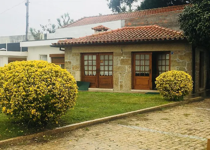 Guest house Casa Pombas