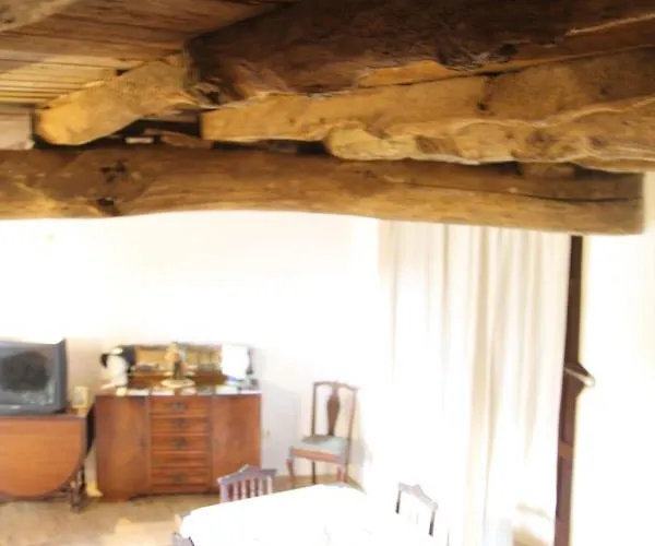 Casa Pombas Guest house *